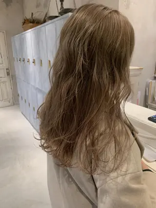 ロング 吉村 怜のヘアスタイル