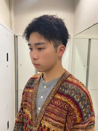 ショート パーマ メンズ 髪質改善・縮毛・ 艶髪カラー　Maruのヘアスタイル