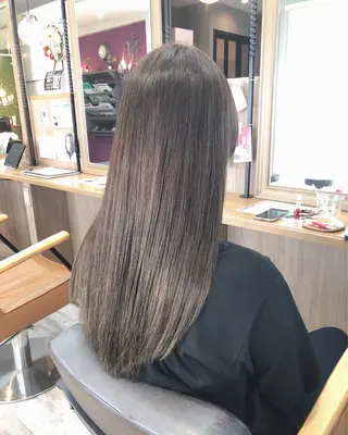 ロング 平野 沙織のヘアスタイル