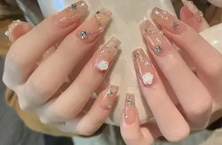 ネイル VIVIAN リサのネイルデザイン