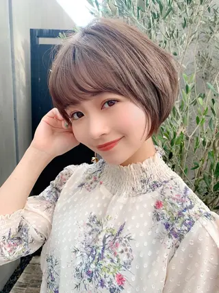 ショート カラー パーマ 大人かわいい💍🤍 ボブ/ショートボブのヘアスタイル