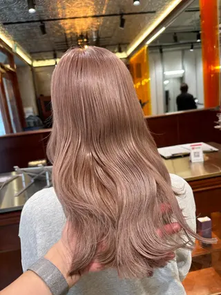 カラー 近藤 詩桜のヘアスタイル