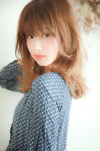 ミディアム カラー マツエク・マツパ 横浜Bob美容師🤎 ERINAのヘアスタイル