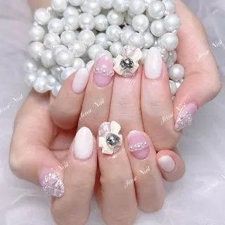 ネイル Queening 🦋のネイルデザイン