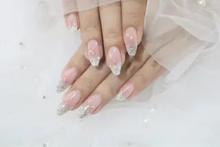 ネイル Leonie ｵｵｲのネイルデザイン