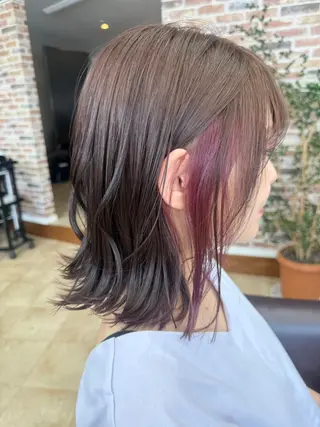 ミディアム 額田 汐莉のヘアスタイル