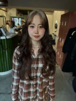 ロング カラー 🧡梅田ハイトーン カラー🧡runaのヘアスタイル