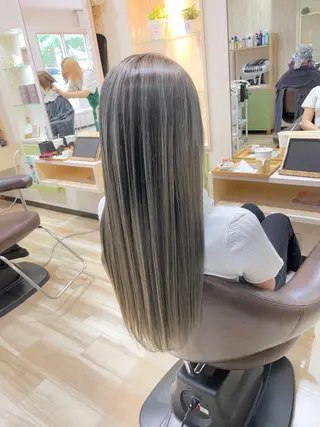 ロング カラー 🌈派手髪ハイトーン 🌈鈴木亮太🌈のヘアスタイル