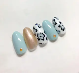 ネイル Bella 齋藤理奈のネイルデザイン