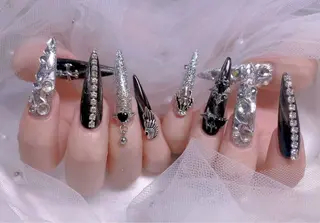 ネイル UMI ネイルサロン新宿🎀のネイルデザイン