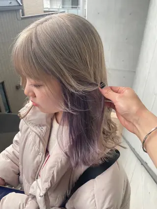 ミディアム カラー 🩶ナチュラル ハイトーン/はちすのヘアスタイル