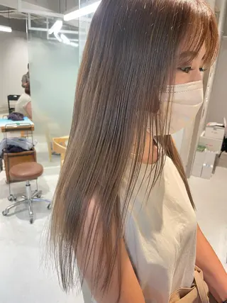 ロング カラー レイヤー べージュ 白石研太のヘアスタイル
