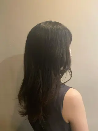 ロング ヘアアレンジ 金ウンス 髪質改善カラーのヘアスタイル