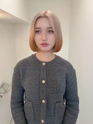 ショート 垢抜け透明感カラー 🧚🏻♀️ミユウのヘアスタイル