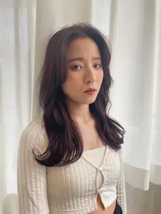 カラー yuu /N° 大分中央町店のヘアスタイル