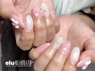ネイル elu :nail&eyeのネイルデザイン