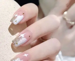 ネイル MoonNail ユリ🌸のネイルデザイン