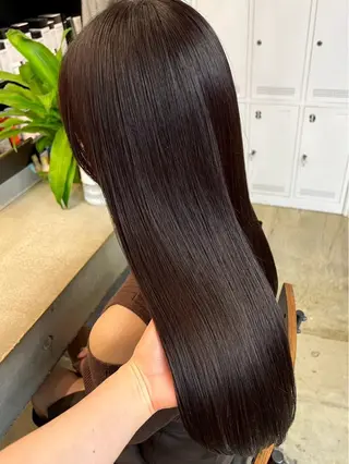 ロング カラー うる艶カラー /縮毛矯正✨レオンのヘアスタイル