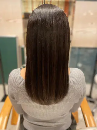 セミロング カラー へんみ みかのヘアスタイル