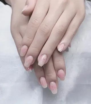 ネイル AKIKO ネイルサロンのネイルデザイン
