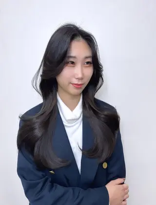 ロング 韓国ボブ特化/ 縮毛矯正/岩澤脩太のヘアスタイル