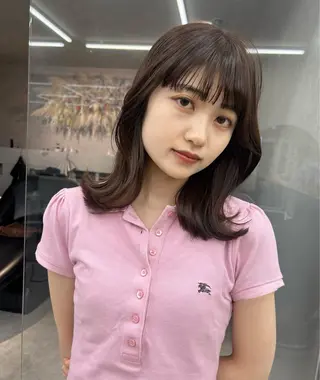 ミディアム カラー ヘアアレンジ fumika🎀 ベージュのヘアスタイル