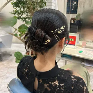 ミディアム ヘアアレンジ 🫧透け感⋆艶髪💎 山口アヤカのヘアスタイル