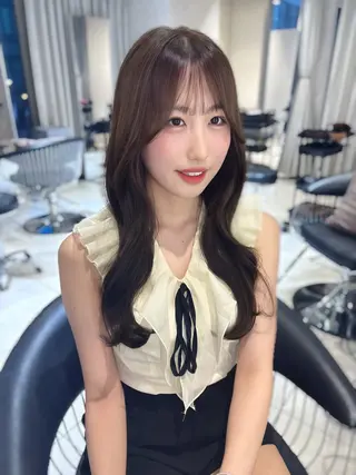 ロング 韓国レイヤー×髪質 改善︎💕︎あかねのヘアスタイル