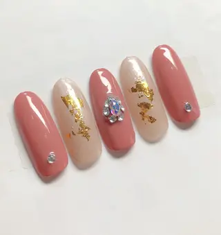 ネイル Bella 齋藤理奈のネイルデザイン