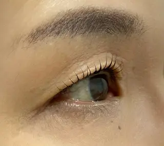 マツエク・マツパ aimer所属・高山 真央のマツエク・マツパデザイン