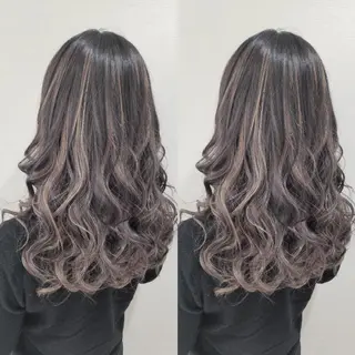 ロング カラー ブリーチ・ハイトーン 特化🎉内山のヘアスタイル