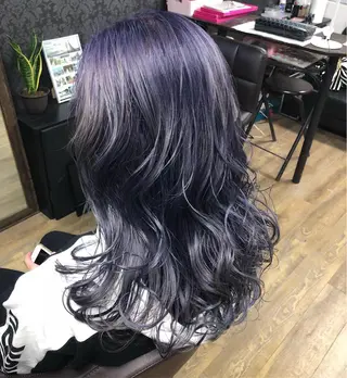 セミロング カラー 池田 景子のヘアスタイル