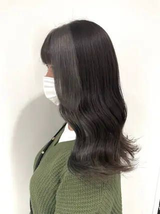 ロング カラー 青沼夏未/オリーブ/ 寒色カラーのヘアスタイル