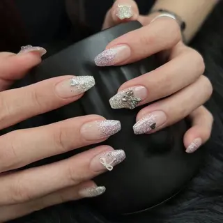 ネイル エリ🫧 nail池袋東口のネイルデザイン