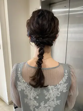 ロング ヘアアレンジ くすみカラー / 肌馴染み/ 花房佑夏のヘアスタイル