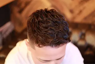 ショート パーマ なかで りゅうのすけのヘアスタイル