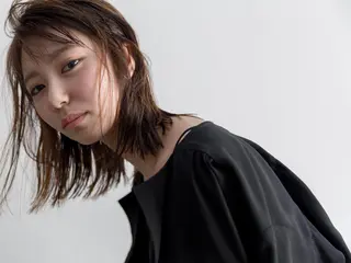 ミディアム カラー ツジガキ ユウスケのヘアスタイル