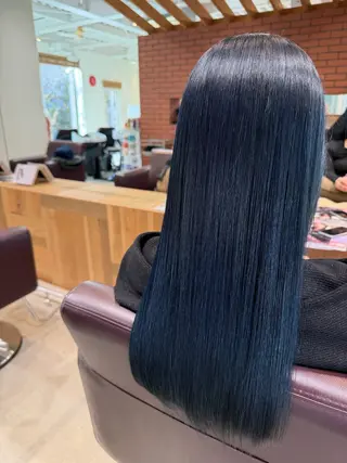 ロング カラー 桑原 理紗のヘアスタイル