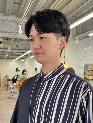 ショート パーマ メンズ JINKIメンズ特化 メンズカットパーマのヘアスタイル