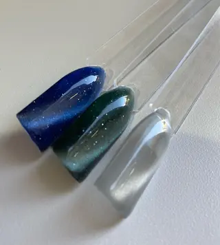 ネイル 鳥山 悠莉のネイルデザイン