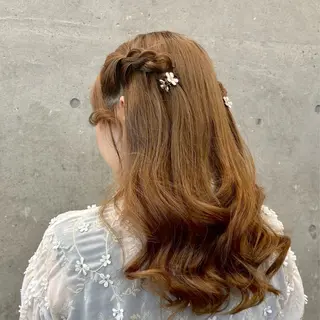 セミロング ヘアアレンジ 透明感カラー/赤み消 しカラー/もものヘアスタイル