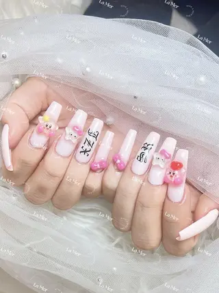 ネイル hikikibyee ♡のネイルデザイン