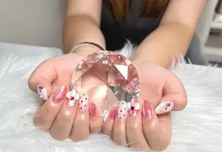 ネイル Ravie nail Nのネイルデザイン