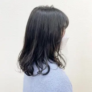 セミロング パーマ Riru🩵縮毛矯正 リピーター多数✨🩵のヘアスタイル