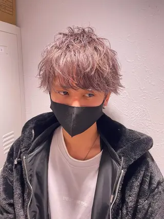 ショート カラー パーマ ヘアアレンジ メンズ キッズ ネイル マツエク・マツパ アイブロウ スパイキー/フェザー /波巻き/かいとのヘアスタイル