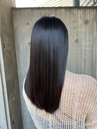 ロング 髪質改善/酸性ストレ ート/ブリーチ縮毛のヘアスタイル