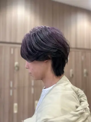 ミディアム メンズ ハイトーン× デザイン Runoのヘアスタイル