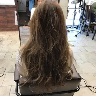 カラー ウルフレイヤー 縮毛矯正/ヒロシのヘアスタイル