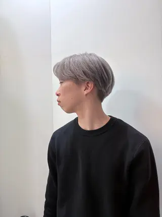 カラー メンズ 🧤高明度ハイトーン 🧤莉音のヘアスタイル