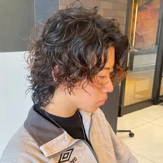 ミディアム パーマ メンズ メンズヘア特化 崎田 成人のヘアスタイル